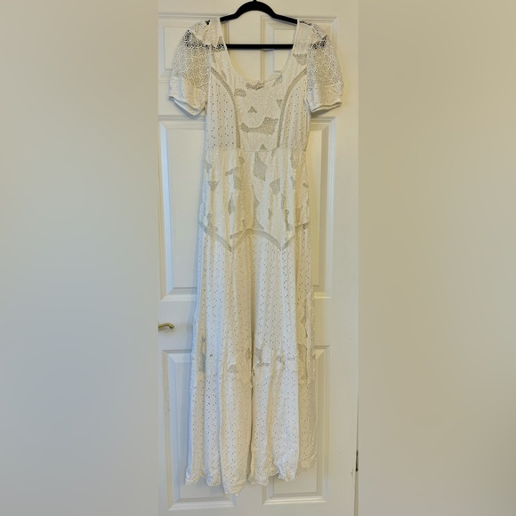 NWT- LoveShackFancy - Nella Maxi Dress - True White Size: 6 - Picture 5 of 13